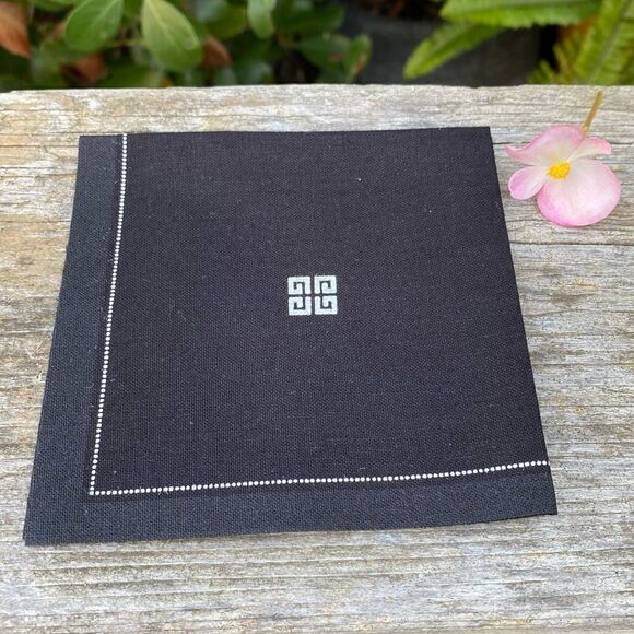 Set of 12 Black & White Givenchy Logo Cloth Cocktail Napkins. New! - Picture 1 of 6